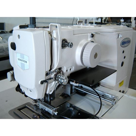 DMS-210E-2211 Programmable Pattern Sewing 3