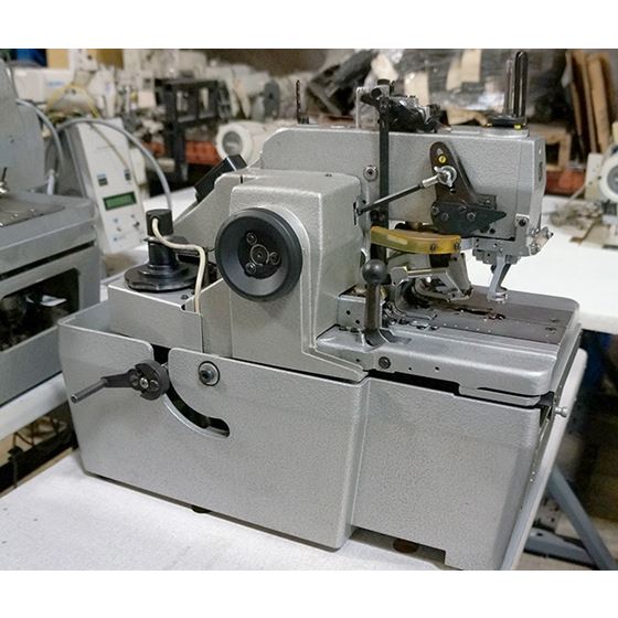 DURKOPP ADLER 578 Eyelet Sewing Machine
